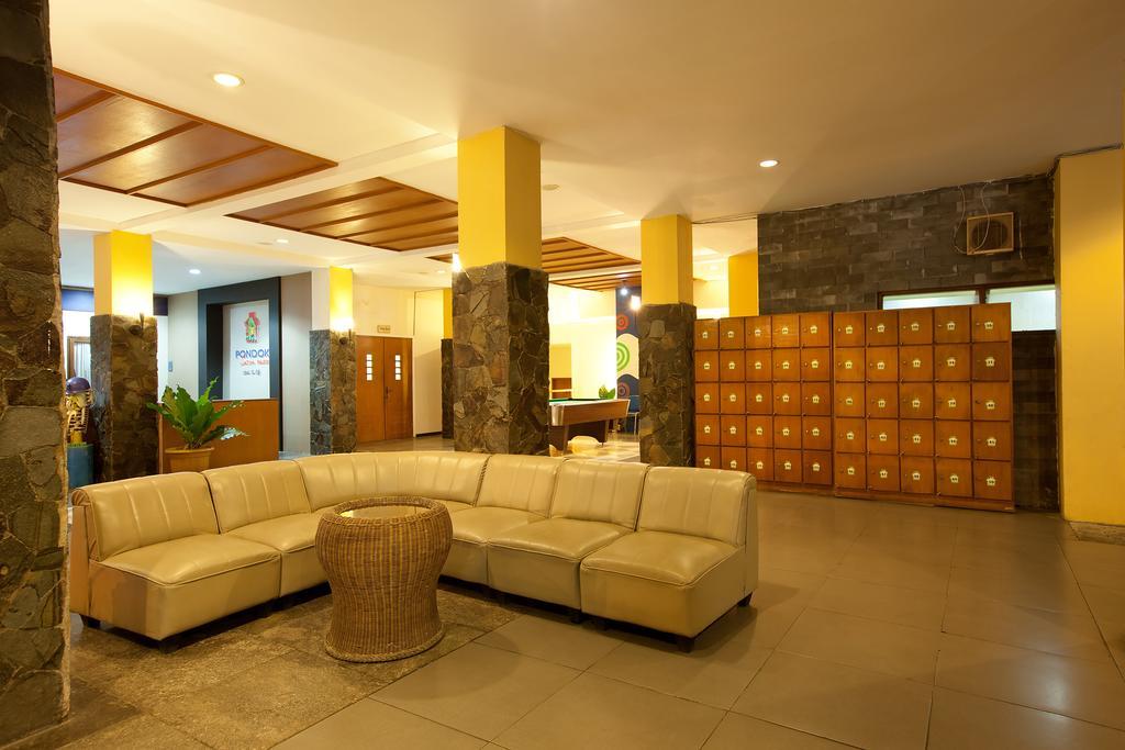 Pondok Jatim Park Hotel & Cafe Malang Exterior photo